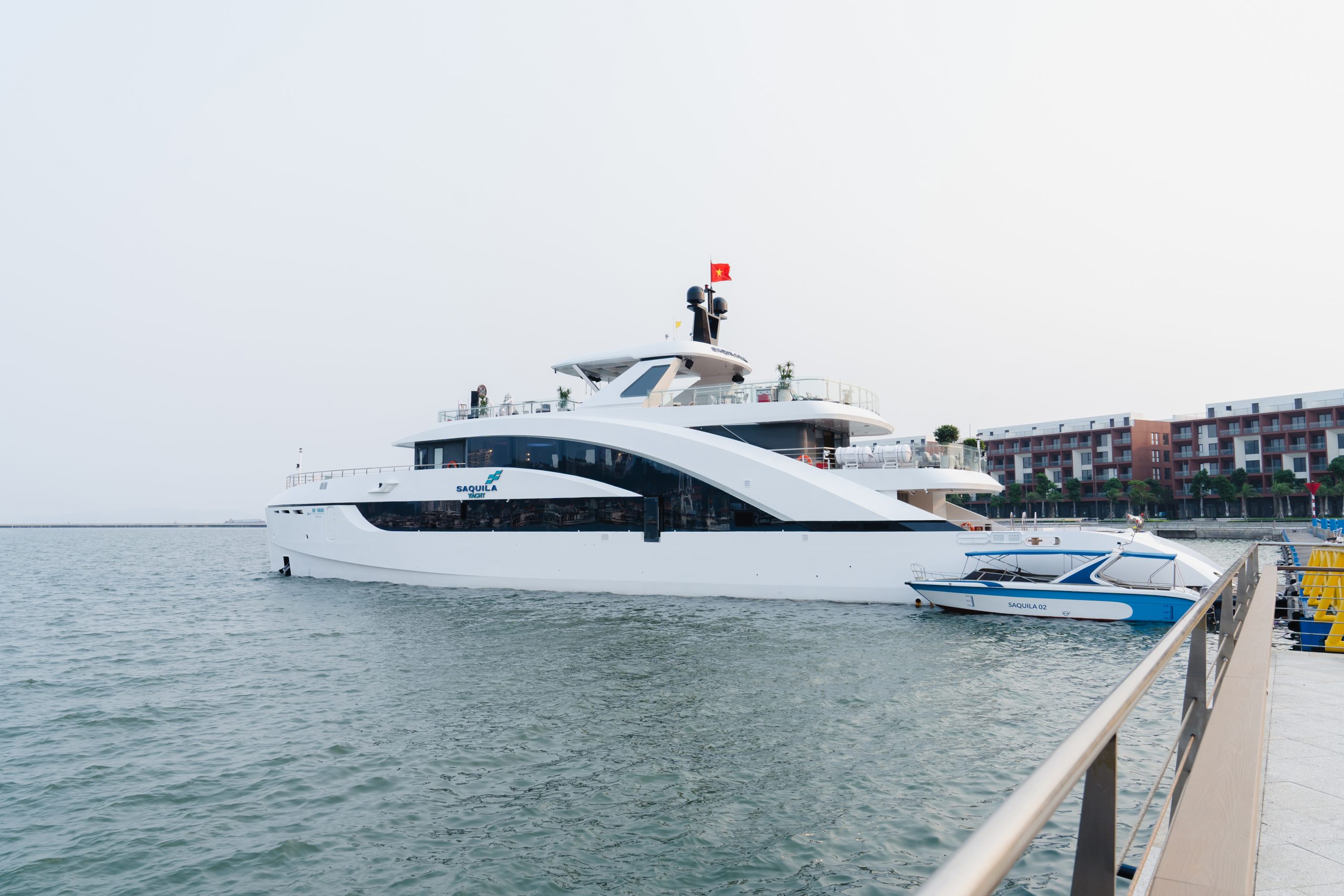 Saquila Yacht Ha Long 